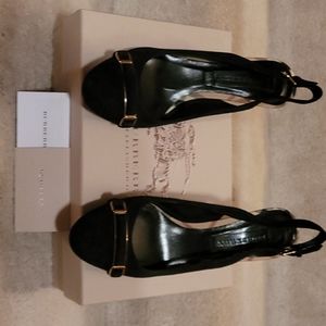 Burberry 38.5 black suede gold buckle strap heels